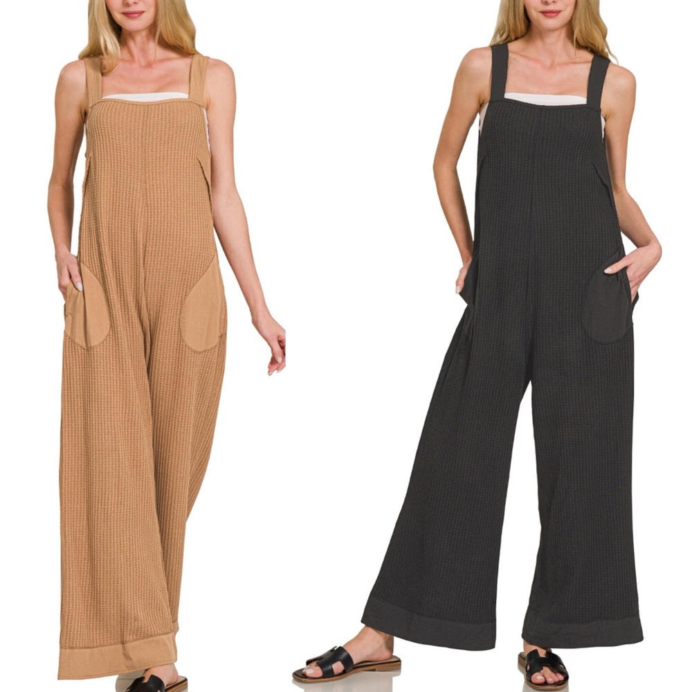🚫SOLD🚫Women's Tan and Black Jumpsuit